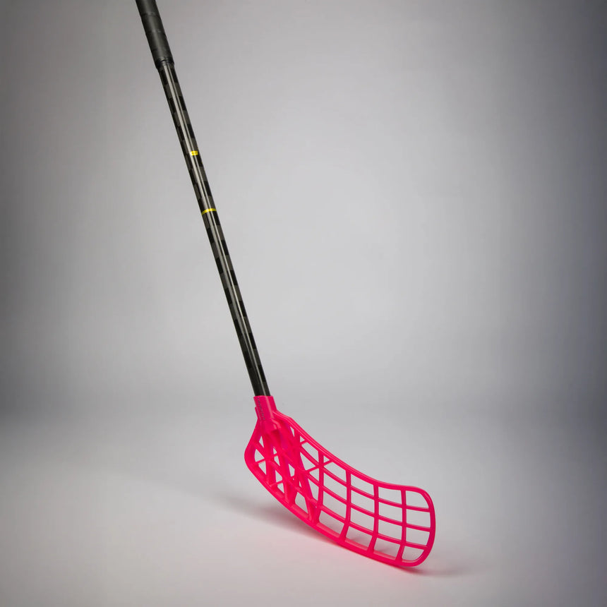 1093332-0109_2_Q-Series-Carbon-Pro-Icon-Trident-F29