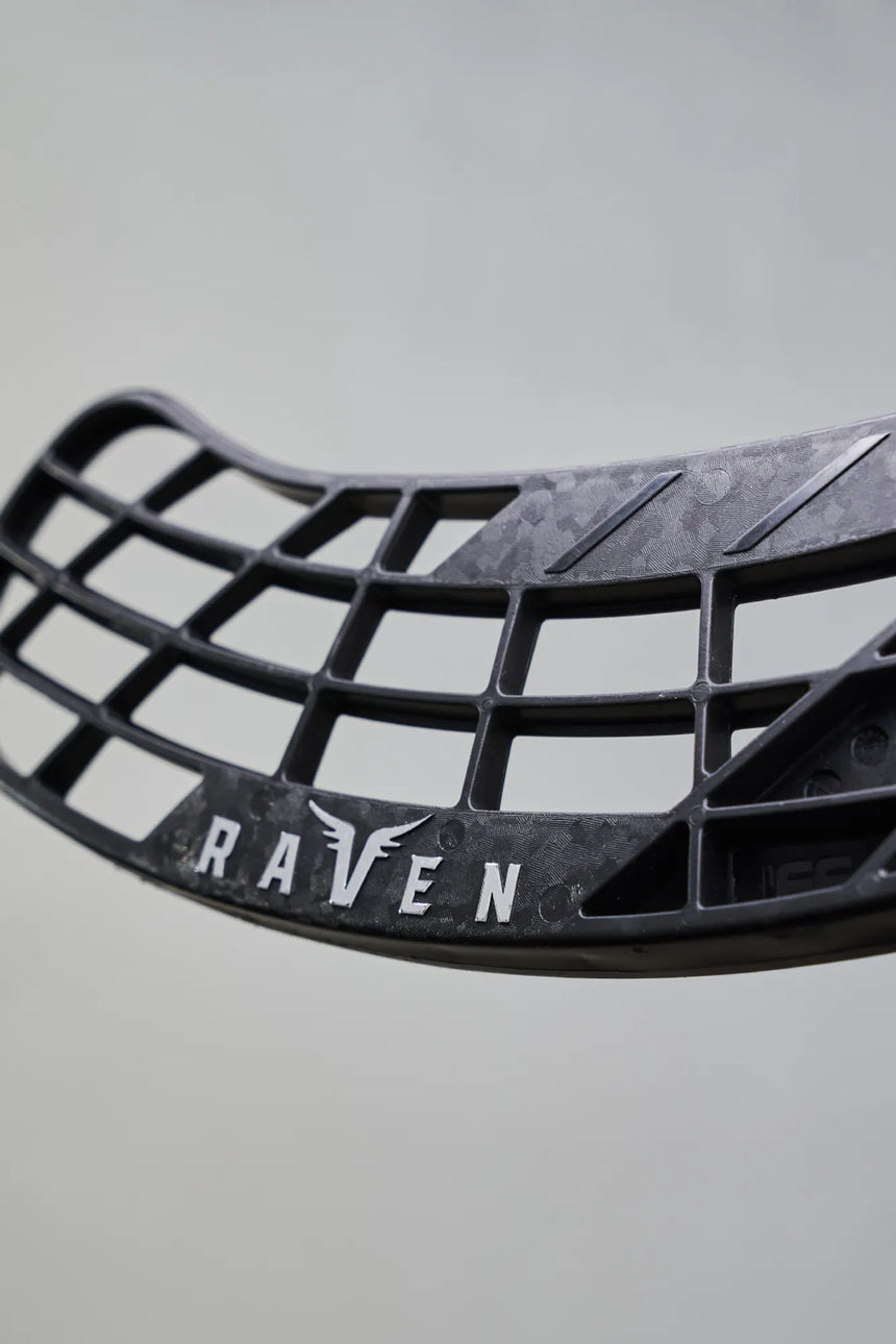 1110318-0101_3_raven-blade-endurance_black