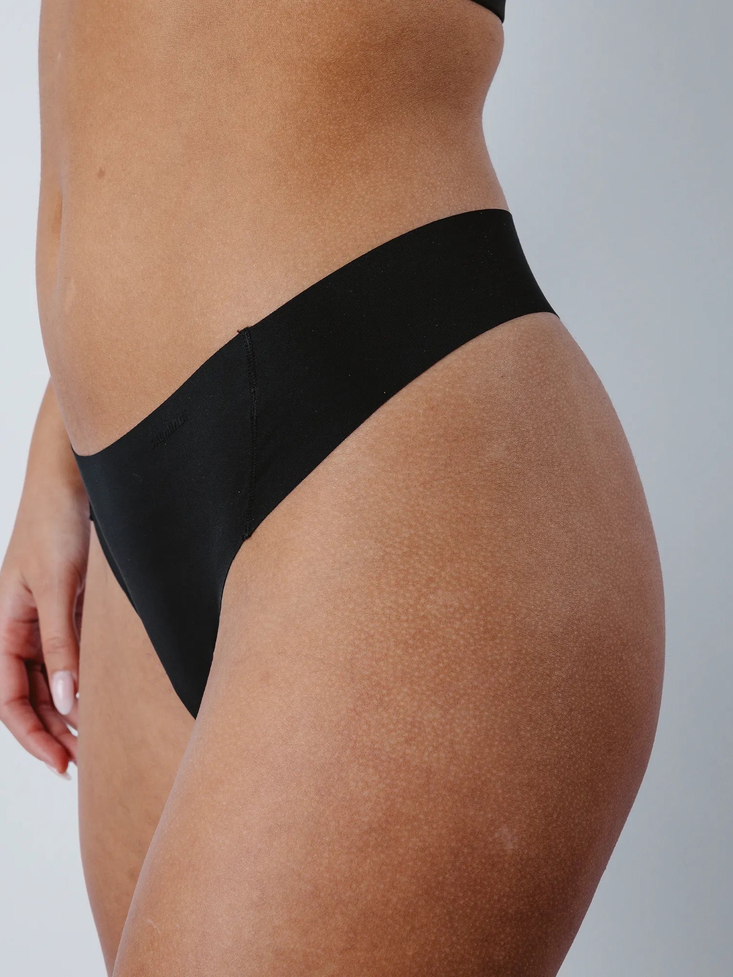 5505043-0101_2_3-PACK-PERFORMANCE-STRING_BLACK